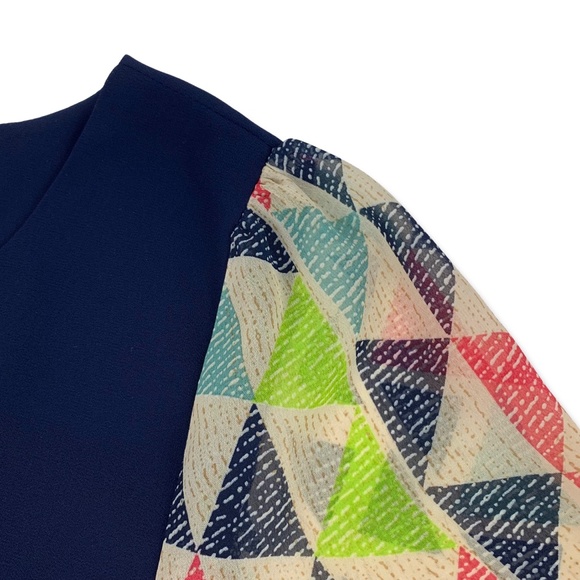 Umgee + Navy Pink Green Triangle Geometric Print 3/4 Sleeve Blouse Top - Picture 5 of 6